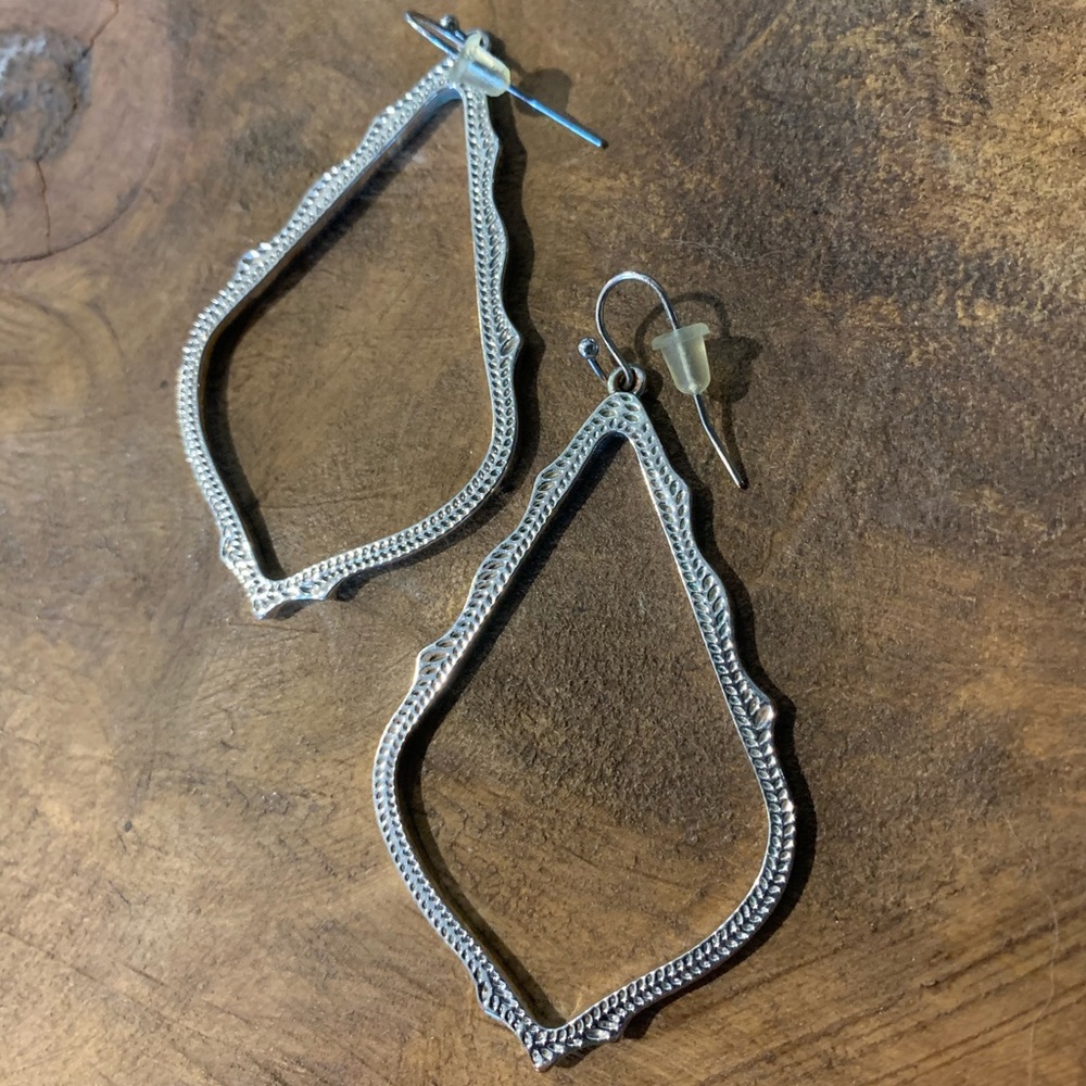 Sophee Kendra Scott earrings